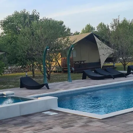 Grande Glamping *